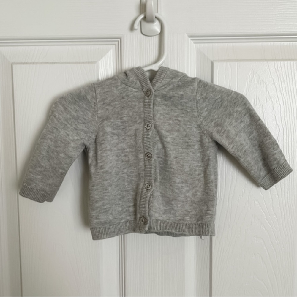 3/$20 Sweater Jacket | Joe Fresh | 0-3 months